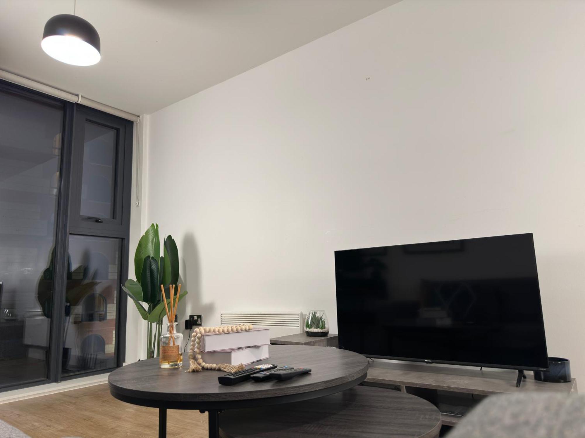 Cozy City Centre Apartment With Free Parking And Free Gym برمنغهام المظهر الخارجي الصورة